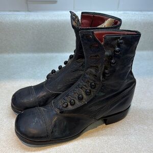 Vintage Western Made Black Leather Button-Up Youth Boots